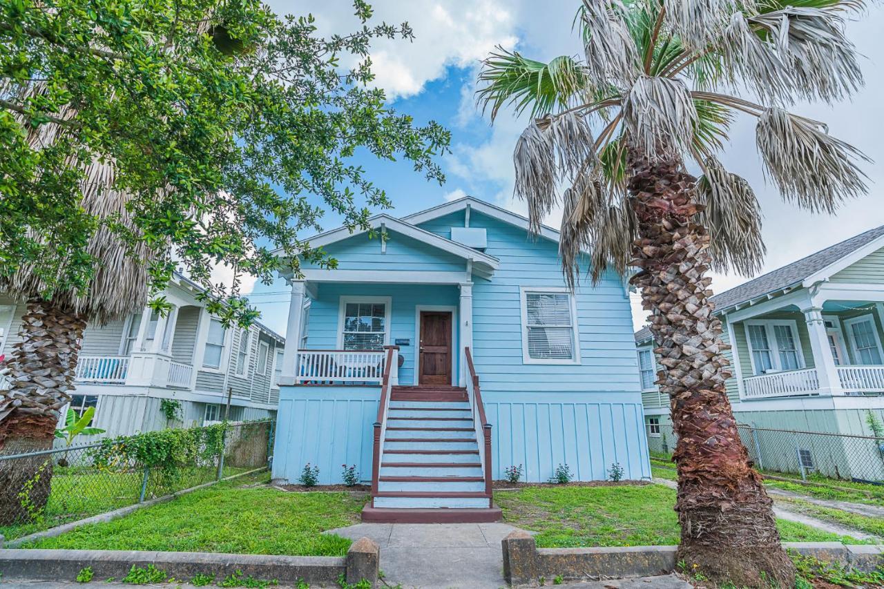 Uptown Cottage Newly Updated Home Near The Strand Galveston Harbor And Utmb 외부 사진